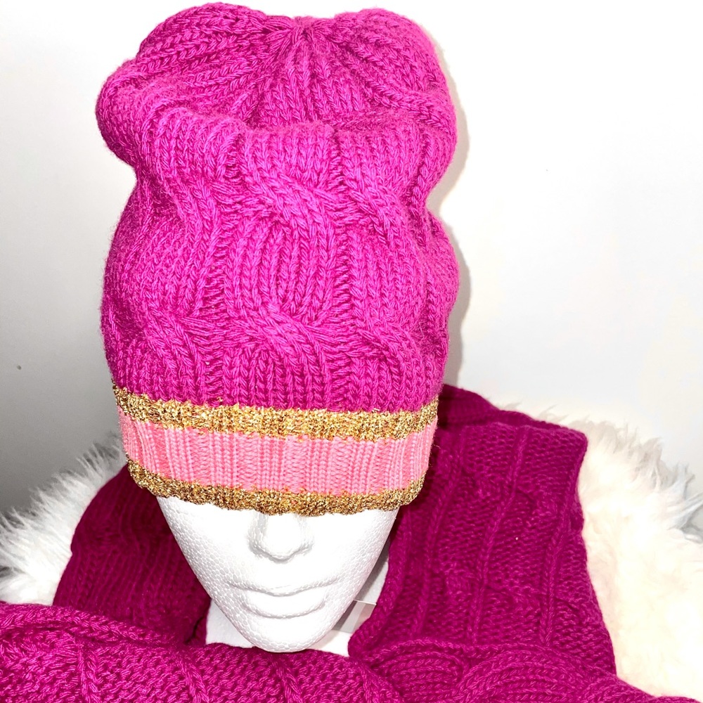 GUCCI Magenta WOOL CASHMERE Blend Knit Hat and SCARF